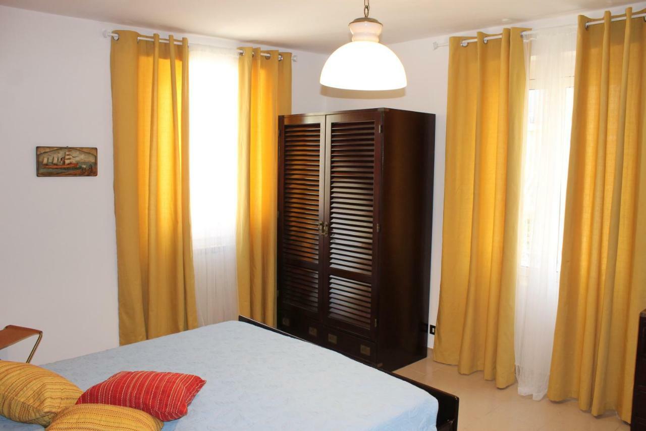 Ferienwohnung Capitan Nemo-Golfo Dei Poeti La Spezia Exterior foto
